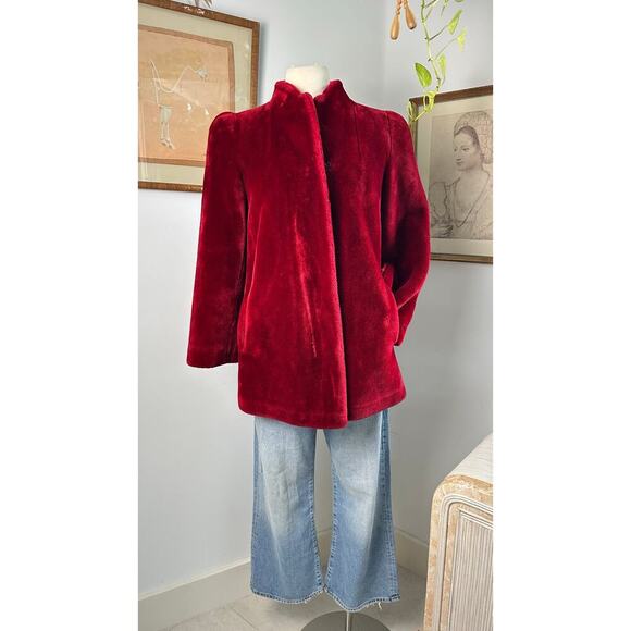 Vintage Velvet Jacket with Satin Lining Red Borgazia- Elegant Retro Style - Picture 3 of 8